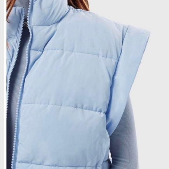 We Wore What Puffer Jacket with Removable Sleeves Oversized Size XS Blue New - Picture 3 of 7